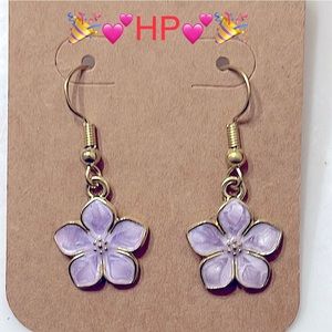 ✅ 5/$15 🎉💕HP💕🎉🆕 Purple Sakura Flower Charms with Gold  Hook Dangle earrings